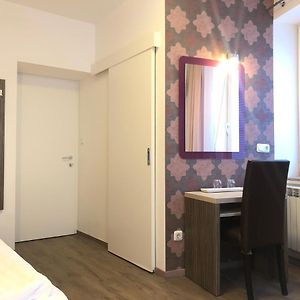 Economy Kamer met Twee Aparte Bedden
